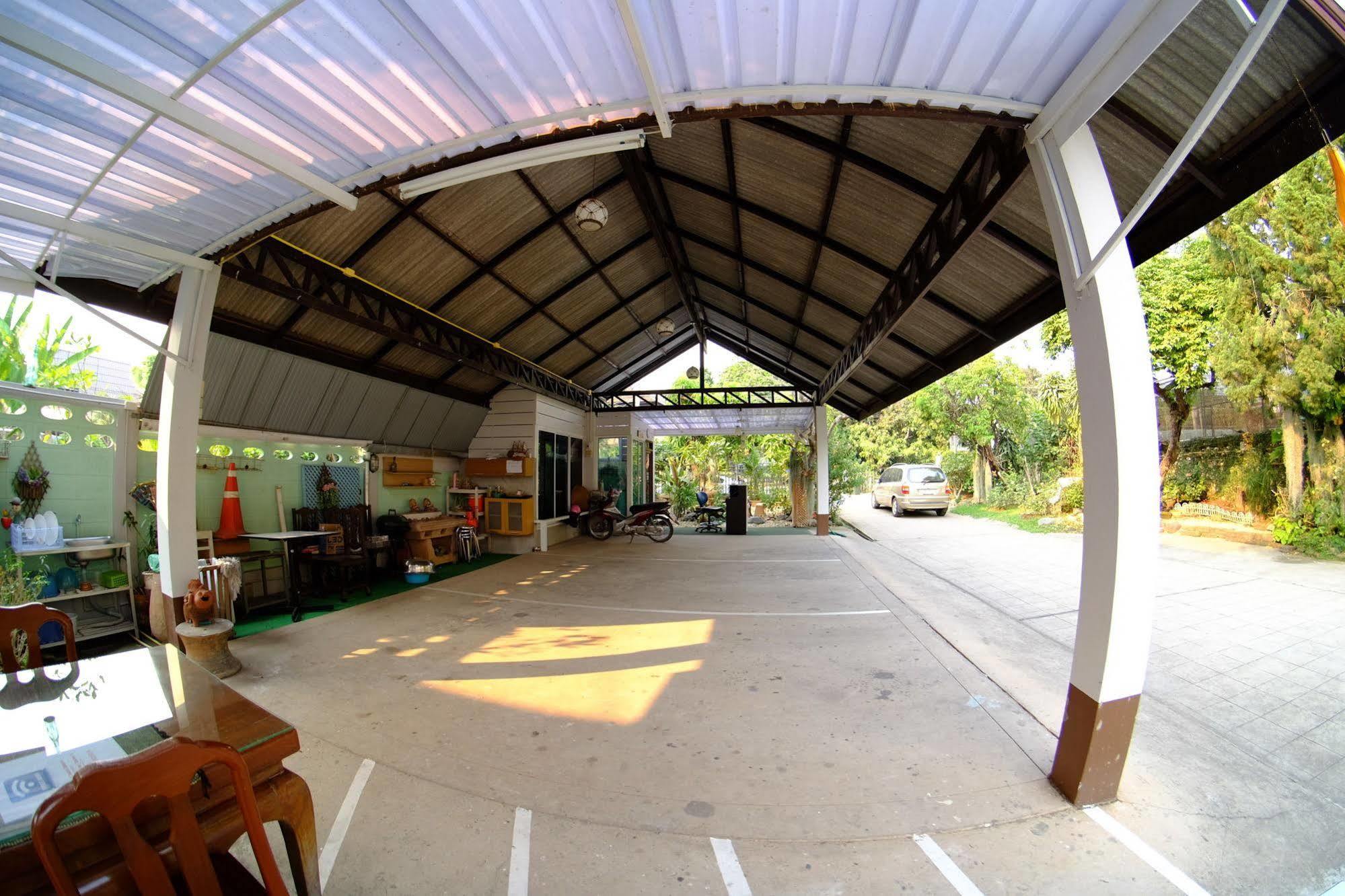 Baan Issara Boutique Hotel Nan Exterior foto